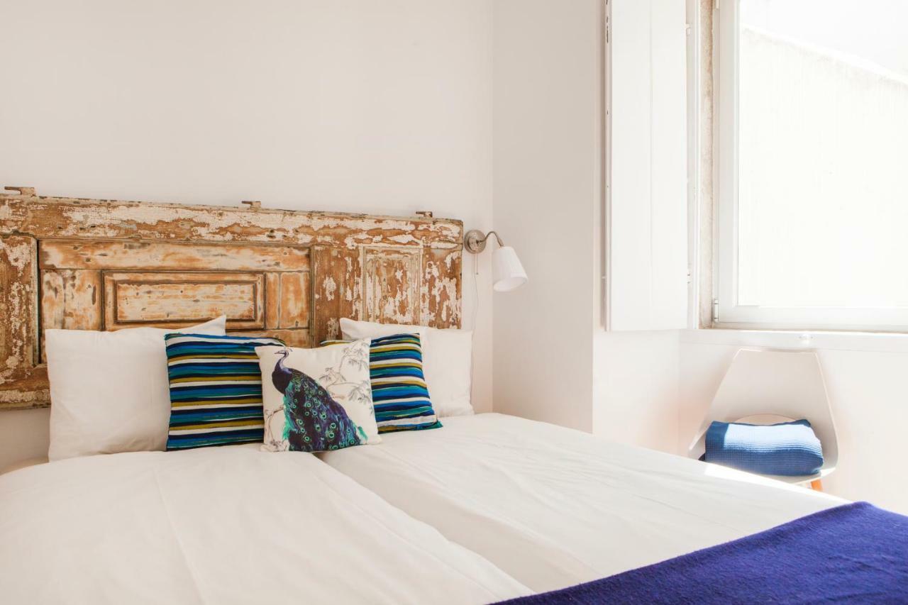 Cozy 1St Floor Flat Central Chiado District With Balconies And Ac 19Th Century Building Lissabon Buitenkant foto